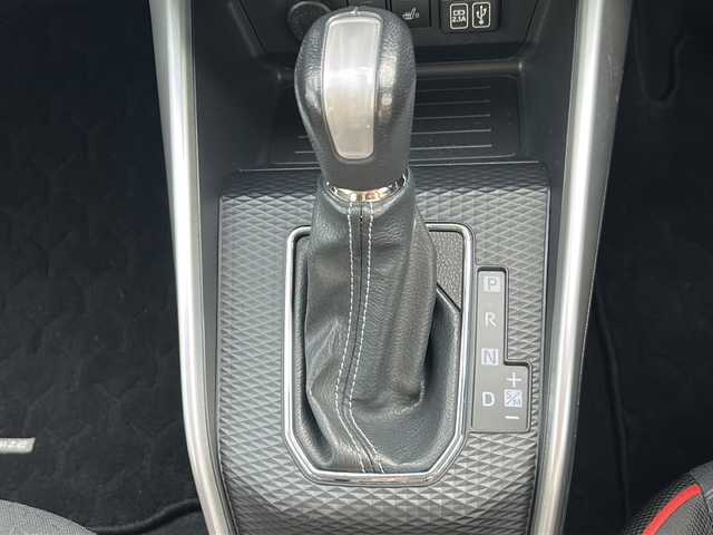 トヨタ ライズ Z 石川県 2019(令1)年 6.2万km シャイニングホワイトパール 純正9インチディスプレイオーディオ/フルセグTV/Bluetooth/全方位カメラ/ETC/前方ドライブレコーダー/前席シートヒーター/クルーズコントロール(追従走行有)/純正フロアマット/純正アルミホイール/前後コーナーセンサー/LEDヘッドライト/オートライト/フォグランプ