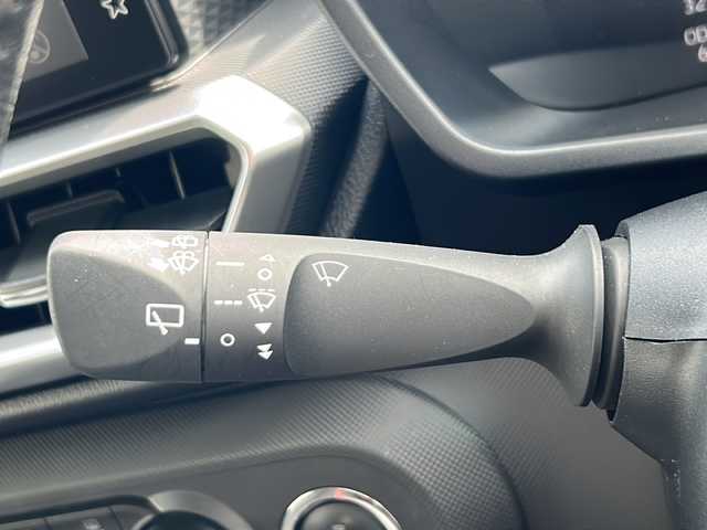 トヨタ ライズ Z 石川県 2019(令1)年 6.2万km シャイニングホワイトパール 純正9インチディスプレイオーディオ/フルセグTV/Bluetooth/全方位カメラ/ETC/前方ドライブレコーダー/前席シートヒーター/クルーズコントロール(追従走行有)/純正フロアマット/純正アルミホイール/前後コーナーセンサー/LEDヘッドライト/オートライト/フォグランプ