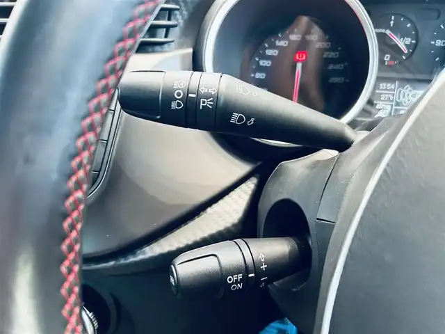 アルファロメオ ジュリエッタ ヴェローチェ 1750 TBI 大阪府 2019(令1)年 6万km アルファレッド 黒革/パワーシート/シートヒーター/Dシートメモリ/カロッツェリアナビ/TV/バックカメラ/クリアランスソナー/純正18インチAW/HIDヘッドライト/クルコン/パドルシフト/ETC