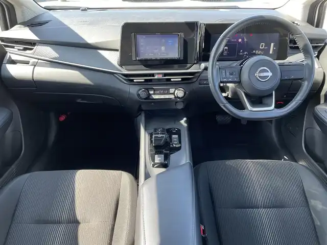 日産 ノート X FOUR 鳥取県 2023(令5)年 2.5万km ピュアホワイトパール ４・Ｗ・Ｄ/社外ナビ／ＣＤ／ＢＴ/アラウンドビューモニター/ＥＴＣ・ドライブレコーダー/インテリジェントルームミラー/ＬＥＤヘットライト/オートライト/エマージェンシーブレーキ/レーンキープアシスト/シートヒーター/ステアリングヒーター/プッシュエンジンスタート/前後クリアランスソナー/電動パーキングブレーキ/スペアキーｘ１