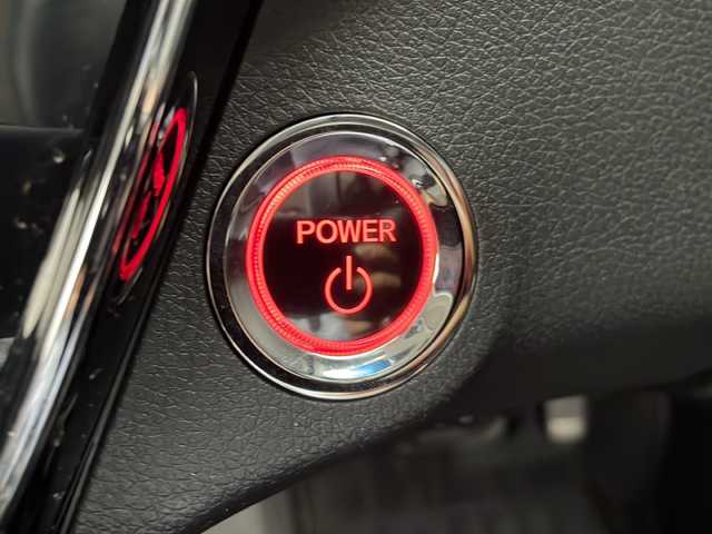 ホンダ ヴェゼル ハイブリッド X ホンダセンシング 千葉県 2020(令2)年 2.8万km クリスタルブラックパール ホンダセンシング/・衝突軽減ブレーキ/・先行車発進お知らせ機能/・標識認識機能/純正8インチSDナビ/CD DVD BT フルセグ/バックカメラ/アダプティブクルーズコントロール/パドルシフト/LEDオートライト/純正16インチアルミホイール/革巻きステアリング/ステアリングスイッチ/パーキングスイッチ/ブレーキホールド/プッシュスタート/スマートキー/ビルトインETC