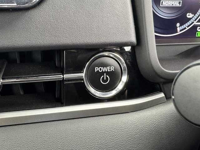 三菱 アウトランダー ＰＨＥＶ P 愛知県 2022(令4)年 5.2万km パール 純正ナビ/BOSEプレミアムサウンド/全方位カメラ/アダプティブクルーズコントロール/ブラインドスポットモニター/ヘッドアップディスプレイ/レザーシート/パワーシート/シートヒーター/シートマッサージ/ステアリングヒーター/オートライト/オートマチックハイビーム/AC1500W/置くだけ受電/ドアバイザー/メモリシート/ドアバイザー/純正LEDライト/フルセグTV/ETC装備