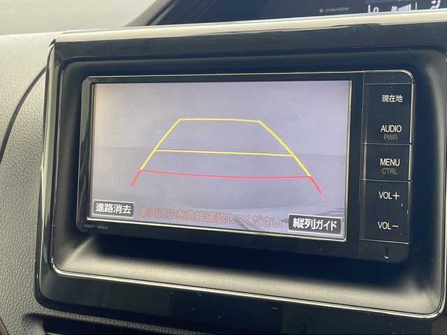 トヨタ エスクァイア Gi 沖縄県 2015(平27)年 7.7万km ホワイトパールクリスタルシャイン 純正SDナビ（NSZT-W64）/　CD/DVD/SD/BT/フルセグ/リアエンターテインメント/バックカメラ/ETC/前後ドライブレコーダー/両側パワースライドドア/クルーズコントロール/コーナーセンサー/合皮シート/前席シートヒーター/LEDヘッドライト/オートライト/純正１５インチAW/純正フロアマット/プッシュスタート/スマートキ/スペアキー