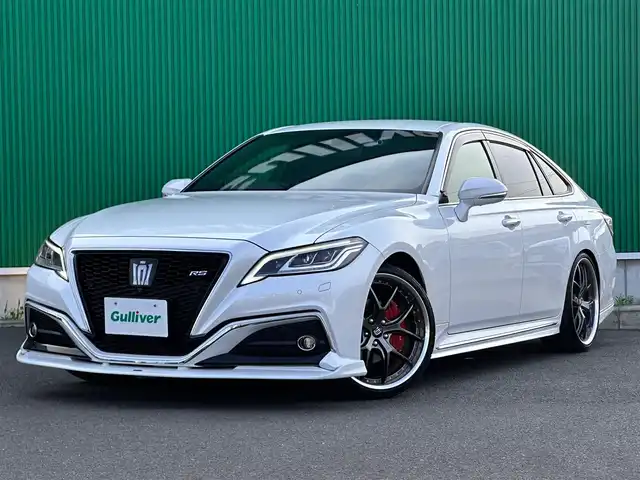 トヨタ クラウン ハイブリッド RS 宮城県 2021(令3)年 4.4万km プレシャスホワイトパール セーフティパッケージプラス/・カラーヘッドアップディスプレイ/・パーキングサポートブレーキ/リアカメラディテクション/・パノラミックビューモニター/＝＝＝/エイムゲインフロントスポイラー/エイムゲイン20インチAW/TRDリヤバンパースポイラー/BLITZ車高調（BLITZ DSC Plus）/セーフティセンス/・レーントレーシングアシスト/・レーダークルーズコントロール/・プリクラッシュセーフティ/・アダプティブハイビームシステム/・ロードサインアシスト/・先行車発進告知機能/・ドライバー異常時対応システム/ブラインドスポットモニター/リアクロストラフィックオートブレーキ/リアクロストラフィックアラート/純正12.3インチナビ/・CD/DVD/・Blu-ray/・Bluetooth/・フルセグTV/ビルトインETC2.0/ドライブレコーダー/GPSレーダー探知機（ZERO 706V）/ハーフレザーシート/シートヒーター/ステアリングヒーター/電動パーキングブレーキ/ブレーキホールド/3眼LEDヘッドランプ/シーケンシャルターンランプ/フロアマット