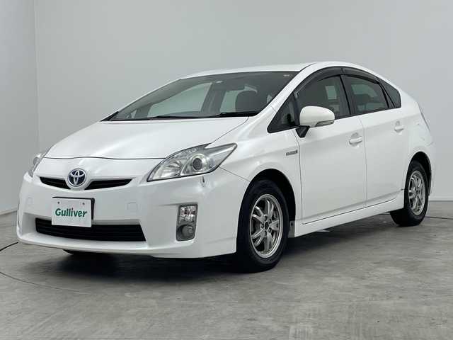 トヨタ プリウス S 三重県 2010(平22)年 3.5万km スーパーホワイトⅡ メモリーナビ【NSZT-W60】/・フルセグＴＶ/CD/ＤＶＤ/Bluetoothオーディオ/バックカメラ/ビルトインETC/スマートキー/プッシュスタート/15インチアルミホイール/フォグライト/フロアマット