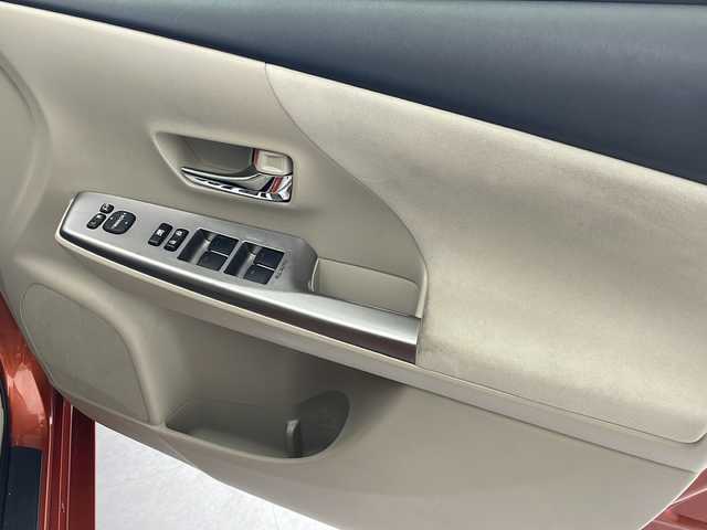 トヨタ プリウス α S ツーリングセレクション 沖縄県 2015(平27)年 10万km オレンジM 社外SDナビ（CN-RX01WD）/CD/DVD/SD/BT/フルセグ/バックカメラ　/ビルトインETC/前後ドライブレコーダー/横滑り防止装置/LEDヘッドライト/オートライト/純正17インチAW/純正フロアマット/ドアバイザー/プッシュスタート/スマートキ―