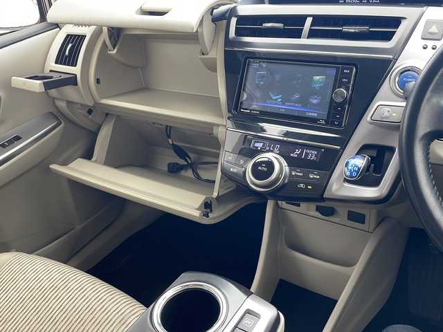 トヨタ プリウス α S ツーリングセレクション 沖縄県 2015(平27)年 10万km オレンジM 社外SDナビ（CN-RX01WD）/CD/DVD/SD/BT/フルセグ/バックカメラ　/ビルトインETC/前後ドライブレコーダー/横滑り防止装置/LEDヘッドライト/オートライト/純正17インチAW/純正フロアマット/ドアバイザー/プッシュスタート/スマートキ―