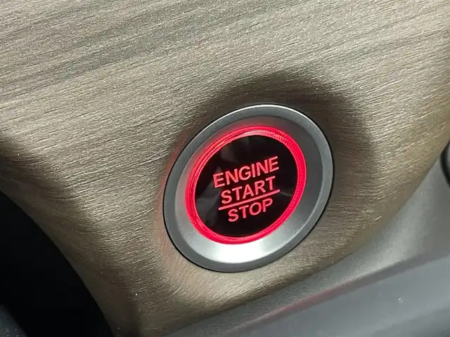 ホンダ フリード＋ G ホンダセンシング 埼玉県 2020(令2)年 1.8万km クリスタルブラックパール 純正ナビ　バックカメラ　ビルトインＥＴＣ　ドライブレコーダー　ホンダセンシング　アダクティブクルーズコントロール　両側パワースライドドア　オートライト　スマートキー　ＬＥＤヘッドライト