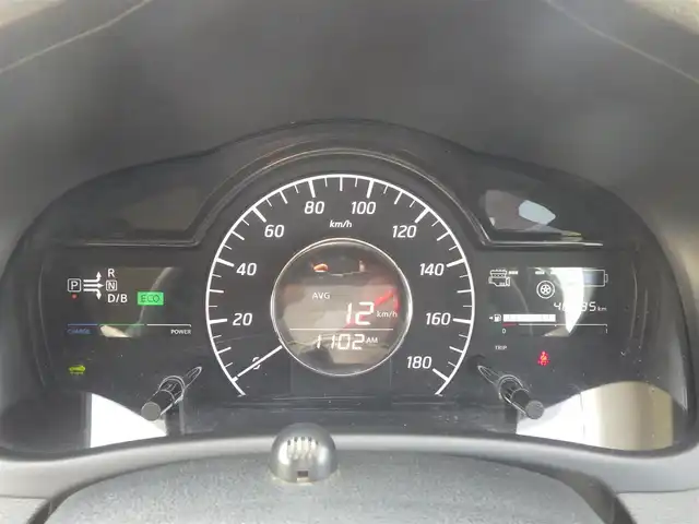 日産 ノート e－パワー X 千葉県 2018(平30)年 4.9万km ダークメタルグレー エマージェンシーブレーキ/クルーズコントロール/純正メモリーナビ/地デジTV/【DVD/CD再生機能　Bluetooth接続】/アラウンドビューモニター/ETC/LEDヘッドライト/ウインカーミラー/コーナーセンサー/インテリジェントキー