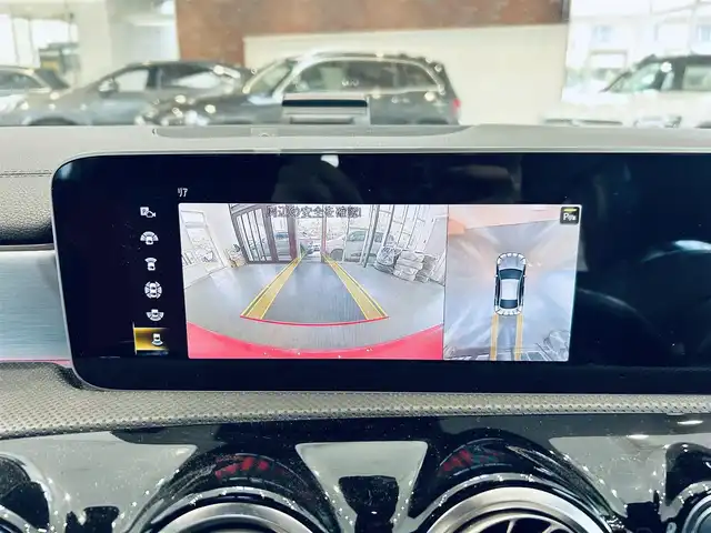 メルセデス・ベンツ ＣＬＡ２００ｄ AMGライン 大阪府 2019(令1)年 2.3万km ジュピターレッド レーダーセーフティP/サンルーフ/HUD/赤黒革/メモリ付きパワーシート/シートヒーター/純正ナビ/TV/360度カメラ/ACC/ブラインドスポット/純正18インチAW/LEDヘッドライト/アンビエントライト/クリアランスソナー/ワイヤレス充電