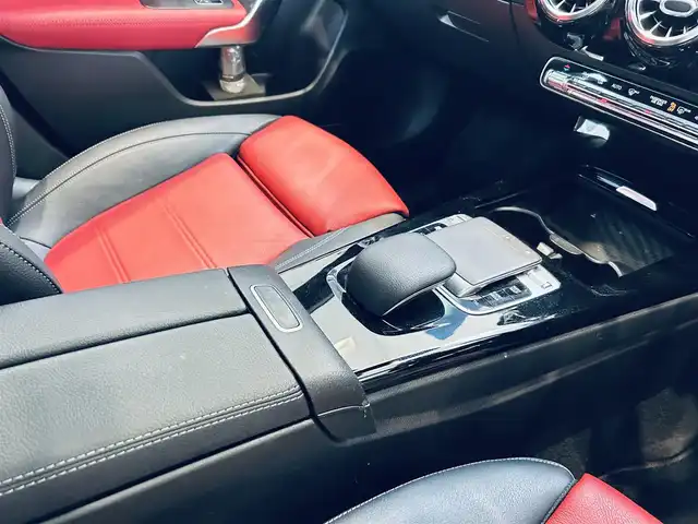 メルセデス・ベンツ ＣＬＡ２００ｄ AMGライン 大阪府 2019(令1)年 2.3万km ジュピターレッド レーダーセーフティP/サンルーフ/HUD/赤黒革/メモリ付きパワーシート/シートヒーター/純正ナビ/TV/360度カメラ/ACC/ブラインドスポット/純正18インチAW/LEDヘッドライト/アンビエントライト/クリアランスソナー/ワイヤレス充電