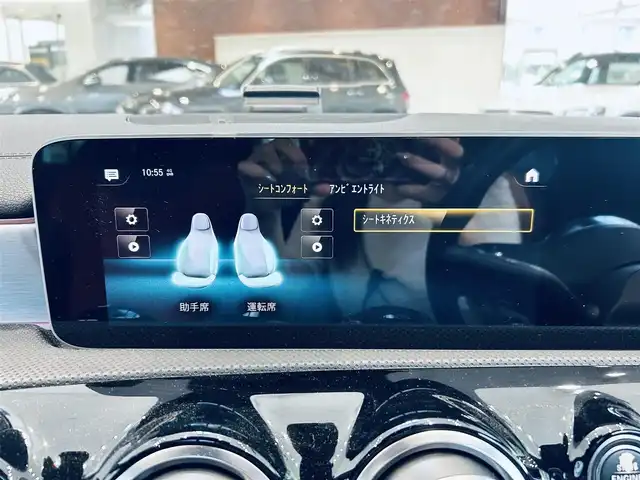 メルセデス・ベンツ ＣＬＡ２００ｄ AMGライン 大阪府 2019(令1)年 2.3万km ジュピターレッド レーダーセーフティP/サンルーフ/HUD/赤黒革/メモリ付きパワーシート/シートヒーター/純正ナビ/TV/360度カメラ/ACC/ブラインドスポット/純正18インチAW/LEDヘッドライト/アンビエントライト/クリアランスソナー/ワイヤレス充電