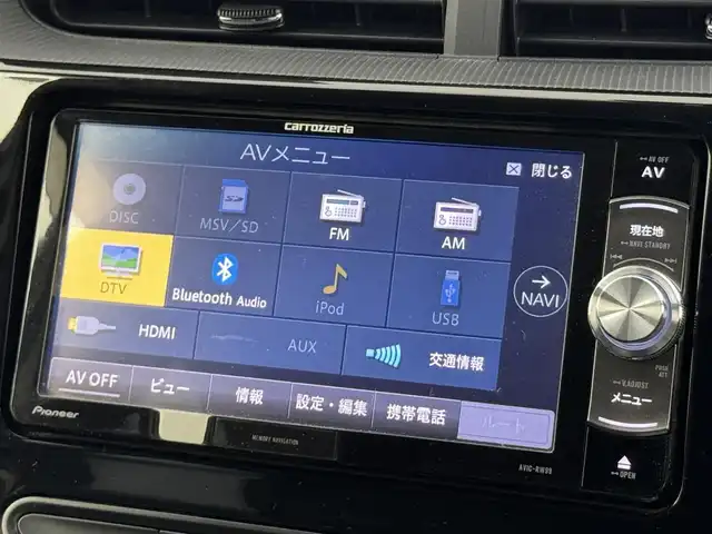 トヨタ アクア クロスオーバー 福岡県 2017(平29)年 6.6万km ベージュ 社外ナビ（フルセグＴＶ、ＢＴ）　/ビルトインＥＴＣ　/バックカメラ　/衝突被害軽減システム　/横滑り防止装置　/レーンキープ　/シートヒーター　/オートハイビーム　/ＡＢＳ　/モデリスタ１６インチアルミホイール