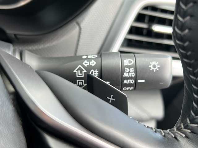 スバル フォレスター ハイブリッド アドバンス 岩手県 2022(令4)年 2.3万km クリスタルブラックシリカ ワンオーナー/4WD/純正ナビ/アイサイト/・衝突軽減/・レーンキープ（先行車追従、中央維持）/・先行車捕捉/・青信号検知/・後進速度リミッター/・RAB/前方ドライブレコーダー/アダプティブクルーズコントロール/バックカメラ/フロントカメラ/サイドカメラ/ステアリングスイッチ/ステアリングヒーター/シートヒーター/パワーシート/シートメモリー/パワーバックドア/LEDヘッドライト/LEDフォグランプ/オートライト/オートマチックハイビーム/革巻きステアリング/フルセグTV/Bluetooth/純正18インチアルミホイール/冬タイヤ有（純正17インチアルミホイール）/純正フロアマット/プッシュスタート/スマートキー