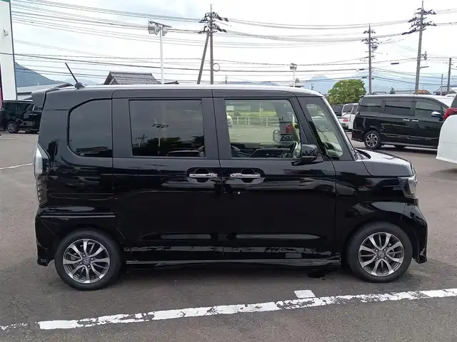 ホンダ Ｎ ＢＯＸ カスタム L 福井県 2021(令3)年 3.7万km クリスタルブラックパール 衝突被害軽減システム/レーダークルーズコントロール/純正ディーラーオプションナビ（VXM-214VFi）/・（フルセグTV/CD/DVD/Bluetooth）/バックカメラ/ビルトインETC/前方ドライブレコーダー/両側パワースライドドア/革調シートカバー/サンシェード/純正14インチAW/純正フロアマット/スマートキー