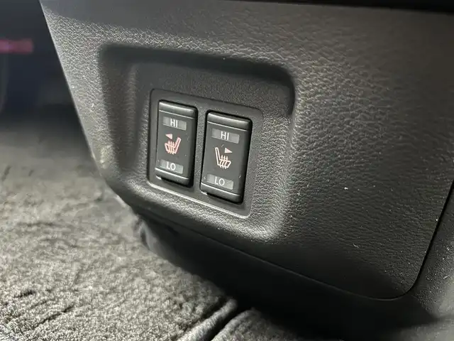日産 セレナ e－パワー ハイウェイスター V 千葉県 2018(平30)年 3.8万km ブリリアントホワイトパール 禁煙車/プロパイロット/エマージェンシーブレーキ/純正9インチナビ/・MM517D-L/・CD/DVD/BD/BT/フルセグTV/アラウンドビューモニター/純正フリップダウンモニター/デジタルインナールームミラー/オートクルーズコントロール/両側電動スライドドア/ステアリングヒーター/ETC/LEDヘッドライト/オートライト/コーナーセンサー/電動パーキングブレーキ/ブレーキホールド/スマートキー