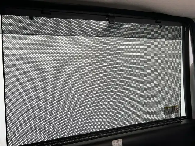 日産 セレナ e－パワー ハイウェイスター V 千葉県 2018(平30)年 3.8万km ブリリアントホワイトパール 禁煙車/プロパイロット/エマージェンシーブレーキ/純正9インチナビ/・MM517D-L/・CD/DVD/BD/BT/フルセグTV/アラウンドビューモニター/純正フリップダウンモニター/デジタルインナールームミラー/オートクルーズコントロール/両側電動スライドドア/ステアリングヒーター/ETC/LEDヘッドライト/オートライト/コーナーセンサー/電動パーキングブレーキ/ブレーキホールド/スマートキー