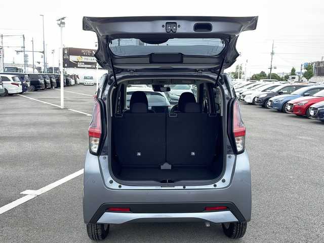 日産 デイズ ハイウェイスターX 徳島県 2021(令3)年 3.3万km チタニウムグレーメタリック 純正7インチナビ/（Bluetooth/CD/DVD/フルセグ/AUX/SD）/アラウンドビューモニター/エマージェンシーブレーキ/アイドリングストップ/プッシュスタート/インテリジェンスキー/取扱説明書/新車時保証書