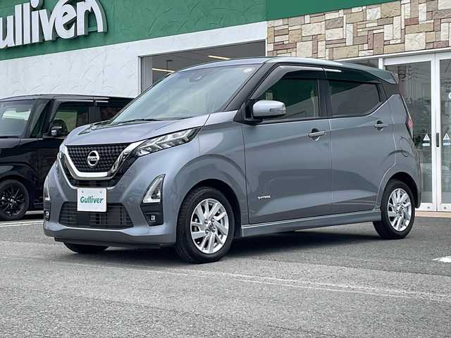 日産 デイズ ハイウェイスターX 徳島県 2021(令3)年 3.3万km チタニウムグレーメタリック 純正7インチナビ/（Bluetooth/CD/DVD/フルセグ/AUX/SD）/アラウンドビューモニター/エマージェンシーブレーキ/アイドリングストップ/プッシュスタート/インテリジェンスキー/取扱説明書/新車時保証書
