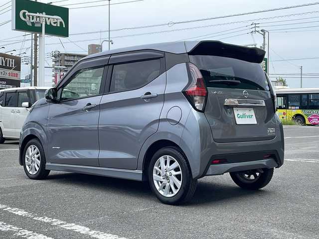 日産 デイズ ハイウェイスターX 徳島県 2021(令3)年 3.3万km チタニウムグレーメタリック 純正7インチナビ/（Bluetooth/CD/DVD/フルセグ/AUX/SD）/アラウンドビューモニター/エマージェンシーブレーキ/アイドリングストップ/プッシュスタート/インテリジェンスキー/取扱説明書/新車時保証書