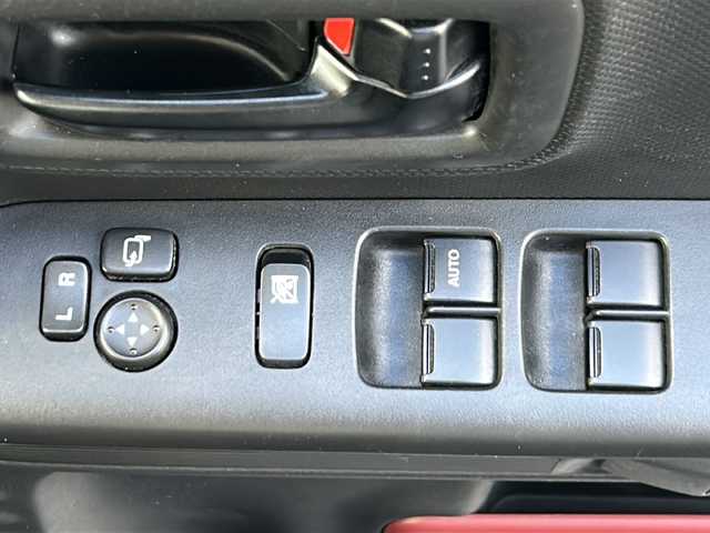 スズキ スペーシア HYBRID X 青森県 2019(平31)年 2.1万km ブルーイッシュブラックパール3 ・4WD/・純正ナビ/・バックカメラ/・Bluetooth/・フルセグTV/・衝突軽減ブレーキ/・レーンキープアシスト/・両側パワースライドドア/・前後コーナーセンサー/・ドライブレコーダー/・ETC/・プッシュスタート/・スマートキー/・シートヒーター/・純正14AW/・スペアキー