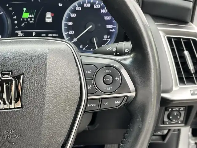 トヨタ クラウン ハイブリッド S 滋賀県 2020(令2)年 4.7万km シルバーM 純正12.3インチナビ/CD/DVD/Bluetooth/AppleCarPlay/AndroidAuto/フルセグテレビ/パノラミックビューモニター/セーフティセンス/・レーントレーシングアシスト/・レーダークルーズコントロール/・プリクラッシュセーフティ/・オートマチックハイビーム/・ロードサインアシスト/・先行車発進告知機能/・ドライバー異常時対応システム/セーフティパッケージプラス/ブラインドスポットモニター/LEDヘッドライト/ハーフレザーシート/D/N席パワーシート/D/N席シートヒーター /ステアリングヒーター/ETC2.0/AC100V/オプション18インチアルミホイール