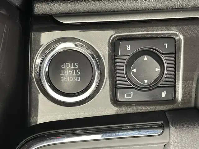 トヨタ クラウン アスリート アスリート 大分県 2014(平26)年 3.5万km プレシャスブラックパール 社外ナビ/Bluetooth/CD/フルセグ/純正アルミホイル18インチ/純正フロアマット/オートライト/ステアリングスイッチ/フォグランプ/スマートキー/プッシュスタート/カーテンエアバック/ドライブレコーダー/取扱説明書
