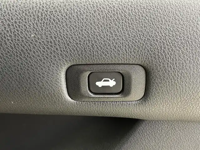 トヨタ クラウン アスリート アスリート 大分県 2014(平26)年 3.5万km プレシャスブラックパール 社外ナビ/Bluetooth/CD/フルセグ/純正アルミホイル18インチ/純正フロアマット/オートライト/ステアリングスイッチ/フォグランプ/スマートキー/プッシュスタート/カーテンエアバック/ドライブレコーダー/取扱説明書