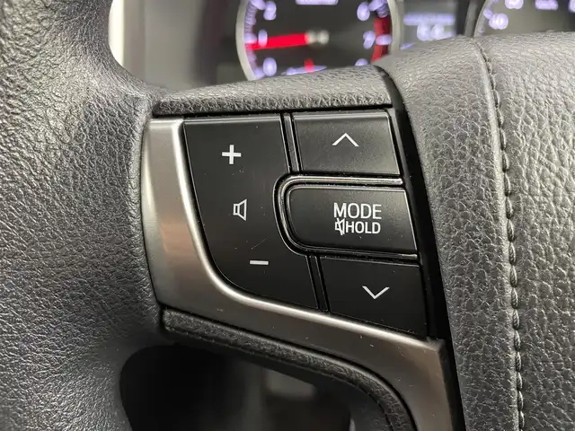 トヨタ クラウン アスリート アスリート 大分県 2014(平26)年 3.5万km プレシャスブラックパール 社外ナビ/Bluetooth/CD/フルセグ/純正アルミホイル18インチ/純正フロアマット/オートライト/ステアリングスイッチ/フォグランプ/スマートキー/プッシュスタート/カーテンエアバック/ドライブレコーダー/取扱説明書