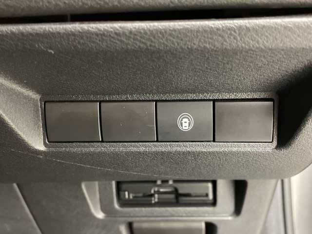 日産 オーラ ニスモ 新潟県 2023(令5)年 3.4万km ダークメタルグレー/スーパーブラック2トーン ワンオーナー/純正メモリナビ/　フルセグTV/Bluetooth/HDMI/衝突被害軽減ブレーキ/レーンキープアシスト/ブラインドスポットモニター/前後コーナーセンサー/ハーフレザーシート/スマートルームミラー/アラウンドビューモニター/ドライブレコーダー【DH5-D】/ビルトインETC2.0/3眼LEDヘッドライト/オートマチックハイビーム/オートライト/ステアリングスイッチ