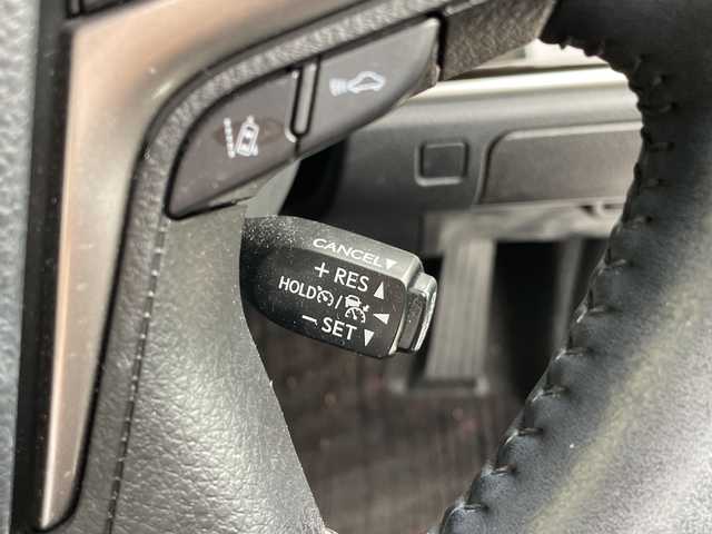 トヨタ クラウン ハイブリッド アスリートS 愛知県 2017(平29)年 4.4万km ホワイトパールクリスタルシャイン 純正8型ナビ/レーダークルーズコントロール/シートヒーター/バックカメラ/パワーシート/コーナーセンサー/純正アルミホイール/ステアリングヒーター/オートマチックハイビーム/ドライブレコーダー/ＥＴＣ/衝突軽減システム/フルセグ/CD DVD/Bluetooth/ステアリングスイッチ/スマートキー/プッシュスタート