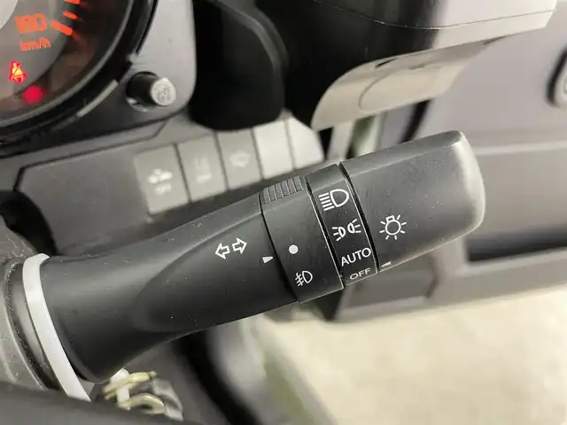 スズキ ジムニー シエラ JC 富山県 2020(令2)年 5万km ジャングルグリーン ４WD/純正ナビ（CD　DVD　bluetooth）/バックカメラ/ETC/衝突軽減ブレーキ/レーンキープ/前席シートヒーター/スマートキー/プッシュスタート/オートライト/LEDヘッドライト/フォグ/クルーズコントロール/横滑防止装置/純正マット・バイザー/保証書、取説/スペアキー