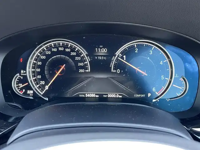 ＢＭＷ ５２３ｄ ツーリング Mスポーツ 埼玉県 2017(平29)年 5.5万km 黒 パノラマサンルーフ /ハイラインパッケージ /純正ナビ /360度カメラ /フルセグTV /ACC /LKA /パワーバックドア /パワーシート /シートヒーター /アンビエントライト /ETC /ドライブレコーダー