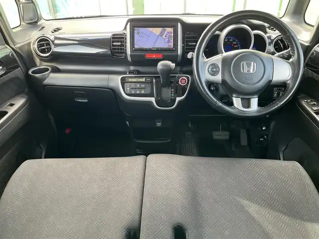 ホンダ Ｎ ＢＯＸ 2トーン カスタム SSパッケージ 奈良県 2015(平27)年 7万km プレミアムホワイトパール KENWOODナビ/（フルセグ/BT/CD/DVD）/バックカメラ/衝突軽減システム/両側パワースライドドア/横滑り防止/オートライト/電動格納ミラー/純正14インチAW/スペアキーX1