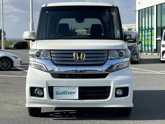 ホンダ Ｎ ＢＯＸ 2トーン カスタム SSパッケージ 奈良県 2015(平27)年 7万km プレミアムホワイトパール KENWOODナビ/（フルセグ/BT/CD/DVD）/バックカメラ/衝突軽減システム/両側パワースライドドア/横滑り防止/オートライト/電動格納ミラー/純正14インチAW/スペアキーX1