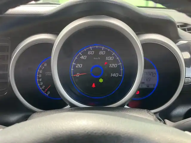 ホンダ Ｎ ＢＯＸ 2トーン カスタム SSパッケージ 奈良県 2015(平27)年 7万km プレミアムホワイトパール KENWOODナビ/（フルセグ/BT/CD/DVD）/バックカメラ/衝突軽減システム/両側パワースライドドア/横滑り防止/オートライト/電動格納ミラー/純正14インチAW/スペアキーX1