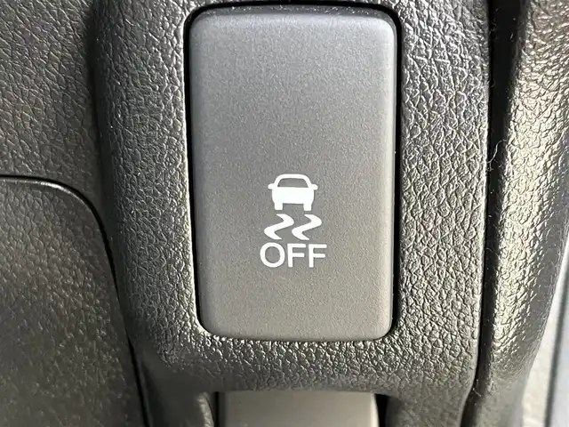 ホンダ Ｎ ＢＯＸ 2トーン カスタム SSパッケージ 奈良県 2015(平27)年 7万km プレミアムホワイトパール KENWOODナビ/（フルセグ/BT/CD/DVD）/バックカメラ/衝突軽減システム/両側パワースライドドア/横滑り防止/オートライト/電動格納ミラー/純正14インチAW/スペアキーX1