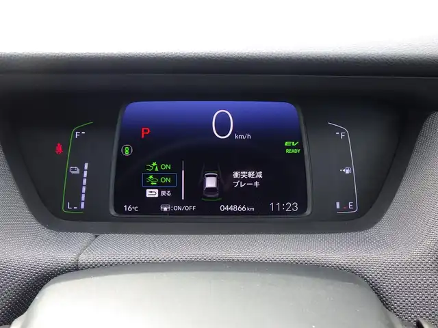 ホンダ フィット e:HEVネス 千葉県 2020(令2)年 4.5万km プラチナホワイトパール ホンダセンシング/・衝突軽減ブレーキ（CMBS）/・車線維持支援システム（LKAS）/・アダプティブクルーズコントロール（ACC）/・後方誤発進抑制機能/・誤発進抑制機能/純正SDナビ/地デジTV/【DVD/CD再生機能　Bluetooth接続】/バックカメラ/ドライブレコーダー（前後撮影）/ETC/LEDヘッドライト/ウインカーミラー/コーナーセンサー/純正15インチアルミホイル/サイド/カーテンエアバッグ/Honda スマートキー