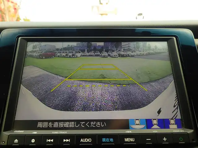 ホンダ フィット e:HEVネス 千葉県 2020(令2)年 4.5万km プラチナホワイトパール ホンダセンシング/・衝突軽減ブレーキ（CMBS）/・車線維持支援システム（LKAS）/・アダプティブクルーズコントロール（ACC）/・後方誤発進抑制機能/・誤発進抑制機能/純正SDナビ/地デジTV/【DVD/CD再生機能　Bluetooth接続】/バックカメラ/ドライブレコーダー（前後撮影）/ETC/LEDヘッドライト/ウインカーミラー/コーナーセンサー/純正15インチアルミホイル/サイド/カーテンエアバッグ/Honda スマートキー