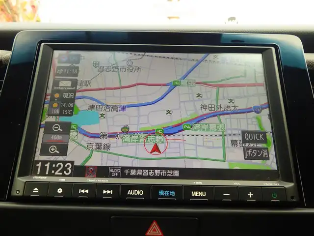 ホンダ フィット e:HEVネス 千葉県 2020(令2)年 4.5万km プラチナホワイトパール ホンダセンシング/・衝突軽減ブレーキ（CMBS）/・車線維持支援システム（LKAS）/・アダプティブクルーズコントロール（ACC）/・後方誤発進抑制機能/・誤発進抑制機能/純正SDナビ/地デジTV/【DVD/CD再生機能　Bluetooth接続】/バックカメラ/ドライブレコーダー（前後撮影）/ETC/LEDヘッドライト/ウインカーミラー/コーナーセンサー/純正15インチアルミホイル/サイド/カーテンエアバッグ/Honda スマートキー