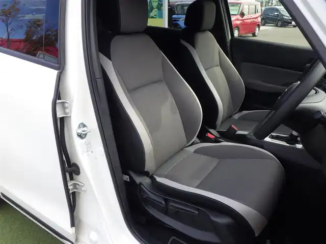 ホンダ フィット e:HEVネス 千葉県 2020(令2)年 4.5万km プラチナホワイトパール ホンダセンシング/・衝突軽減ブレーキ（CMBS）/・車線維持支援システム（LKAS）/・アダプティブクルーズコントロール（ACC）/・後方誤発進抑制機能/・誤発進抑制機能/純正SDナビ/地デジTV/【DVD/CD再生機能　Bluetooth接続】/バックカメラ/ドライブレコーダー（前後撮影）/ETC/LEDヘッドライト/ウインカーミラー/コーナーセンサー/純正15インチアルミホイル/サイド/カーテンエアバッグ/Honda スマートキー