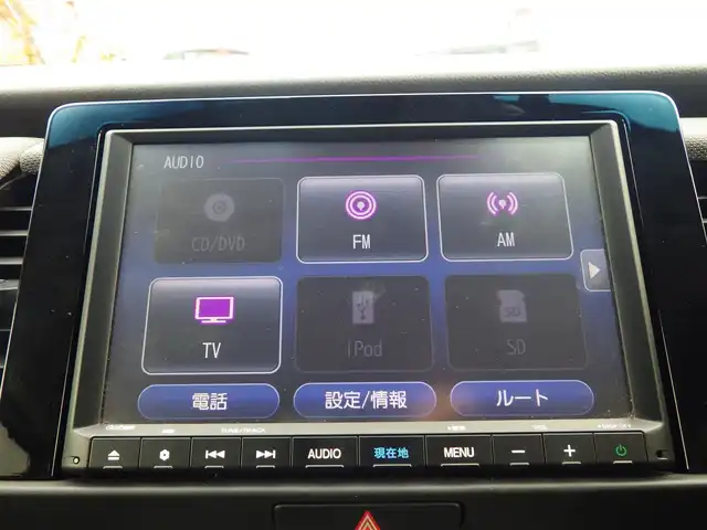 ホンダ フィット e:HEVネス 千葉県 2020(令2)年 4.5万km プラチナホワイトパール ホンダセンシング/・衝突軽減ブレーキ（CMBS）/・車線維持支援システム（LKAS）/・アダプティブクルーズコントロール（ACC）/・後方誤発進抑制機能/・誤発進抑制機能/純正SDナビ/地デジTV/【DVD/CD再生機能　Bluetooth接続】/バックカメラ/ドライブレコーダー（前後撮影）/ETC/LEDヘッドライト/ウインカーミラー/コーナーセンサー/純正15インチアルミホイル/サイド/カーテンエアバッグ/Honda スマートキー