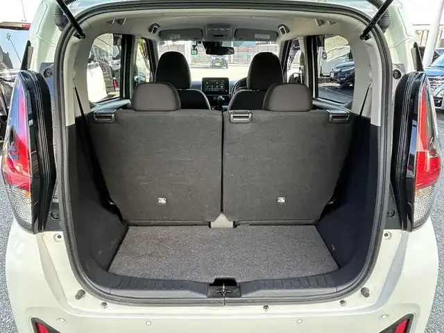 日産 デイズ ハイウェイスターX 千葉県 2024(令6)年 2.5万km ホワイトパール ９インチ純正ディスプレイオーディオ/アラウンドビューモニター/エマージェンシーブレーキ/コーナーセンサー/スペアキー１本/ドライブレコーダー前後/シートヒーター/ステアリングヒーター　/ＥＴＣ/純正フロアマット/ドアバイザー/下回り防錆塗装済み