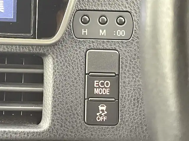 トヨタ ヴォクシー ZS 煌Ⅲ 千葉県 2020(令2)年 3.9万km ホワイトパールクリスタルシャイン 禁煙車/ワンオーナー/トヨタセーフティセンス/・レーンディパーチャーアラート/・プリクラッシュセーフティブレーキ/・クリアランスソナー/・クルーズコントロール/両側パワースライドドア/純正10インチメモリナビ/・型番：NSZN-Z68T/・CD/DVD/Bluetooth/フルセグTV/・バックカメラ/・ビルトインETC/革巻きステアリング/・ステアリングスイッチ/ハーフレザーシート/MT付きAT/左右独立エアコン/純正フロアマット/純正16インチAW/オートライト/・オートマチックハイビーム/・LEDヘッドライト/・LEDフォグランプ