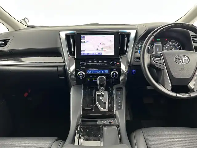 トヨタ アルファードハイブリット SR Cパッケージ 千葉県 2023(令5)年 2万km ホワイトパールクリスタルシャイン モデリスタエアロ/ダブルサンルーフ/セーフティセンス/・プリクラッシュセーフティ/・ロードサインアシスト/・レーダークルーズコントロール/・レーントレーシングアシスト/・アダプティブハイビームシステム/純正９インチディスプレイ/・フルセグTV/・Bluetooth/・Miracast/・CD/DVD/Blu-ray/・スマホ連携/バックカメラ/デジタルインナーミラー/ブラインドスポットモニター/AC100V 1500w/前後コーナーセンサー/ステアリングヒーター/パワーシート/・シートヒーター/シートエアコン/ビルトインETC/両側パワースライドドア/パワーバックドア