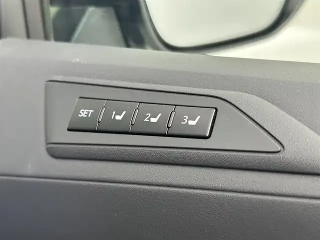 トヨタ アルファードハイブリット SR Cパッケージ 千葉県 2023(令5)年 2万km ホワイトパールクリスタルシャイン モデリスタエアロ/ダブルサンルーフ/セーフティセンス/・プリクラッシュセーフティ/・ロードサインアシスト/・レーダークルーズコントロール/・レーントレーシングアシスト/・アダプティブハイビームシステム/純正９インチディスプレイ/・フルセグTV/・Bluetooth/・Miracast/・CD/DVD/Blu-ray/・スマホ連携/バックカメラ/デジタルインナーミラー/ブラインドスポットモニター/AC100V 1500w/前後コーナーセンサー/ステアリングヒーター/パワーシート/・シートヒーター/シートエアコン/ビルトインETC/両側パワースライドドア/パワーバックドア