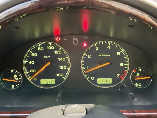 スバル レガシィ ランカスター 神奈川県 1999(平11)年 8万km ダークグリーンマイカ/ウォームグレーオパール ワンオーナー/ハーフレザーシート/MOMO革ウッドコンビステアリング/タワーバー/ウッド調パネル/純正オーディオ/キーレスキー/スペアキー/保証書/取扱説明書