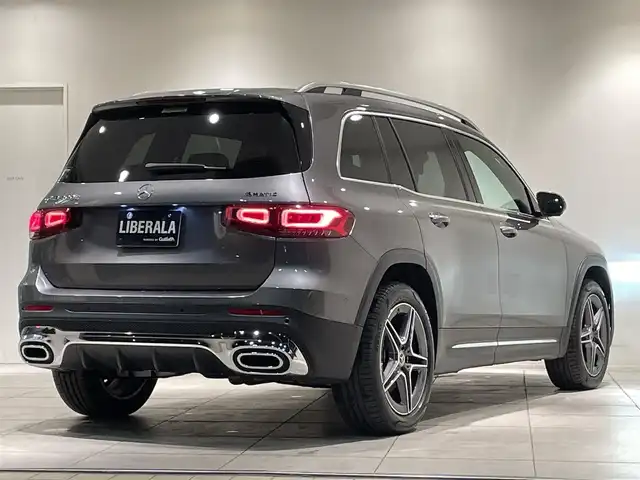 メルセデス・ベンツ Ｍ・ベンツ ＧＬＢ２００ｄ 4マチック AMGライン 愛知県 2023(令5)年 2.1万km マウンテングレー Ｂｕｒｍｅｓｔｅｒサウンド　/デジタルインナーミラー　/ＭＢＵＸ　/Ｂｌｕｅｔｏｏｔｈ　/フルセグＴＶ　/３６０度カメラ　/レーダーセーフティパッケージ/ＡＣＣ　/ＬＫＡ　/ＬＤＷ　/ＢＳＭ　/ハーグレザー　/シートヒーター　/ＬＥＤ　ヘッドライト/ＤＳＲＣＥＴＣ/ドライブレコーダー/パワーバックドア/プッシュスタート/ウィンカーミラー/アイドリングストップ