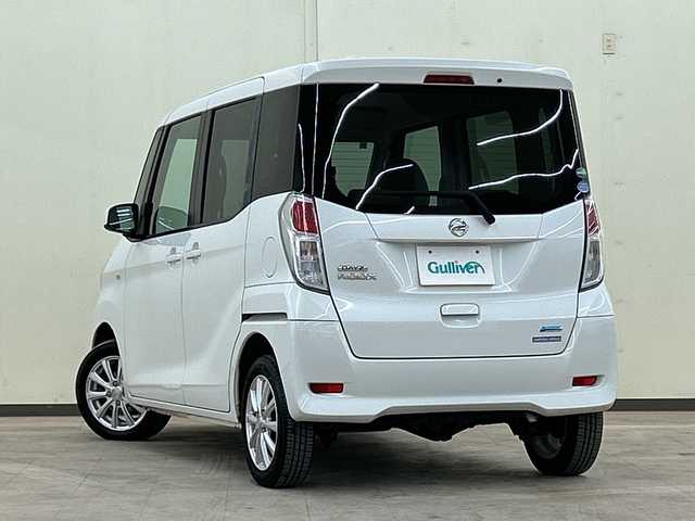 日産 デイズ ルークス S 道央・札幌 2014(平26)年 6.6万km ホワイトパール ４ＷＤ//ワンオーナー//リモコンキー//冬タイヤ付き//社外14インチＡＷ//ＡＢＳ//両側スライドドア//社外オーディオ