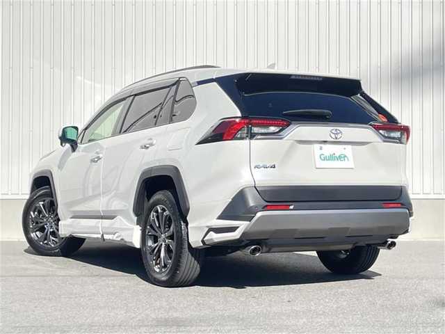 トヨタ ＲＡＶ４ G 群馬県 2022(令4)年 2.6万km ホワイトパールクリスタルシャイン モデリスタエアロ/サンルーフ/ダイナミックトルクコントロール4WD/セーフティセンス/・プリクラッシュセーフティ/・レーダークルーズコントロール/・ロードサインアシスト/・ドライバー異常時対応システム/・横断歩行者検知機能/・緊急時操舵支援/・レーントレーシングアシストポート/・オートマチックハイビーム/・カーブ速度抑制機能/・低速時加速抑制機能/パーキングサポートブレーキ/ブラインドスポットモニター/パワーバックドア/LEDヘッドライト/合皮シート/パワーシート/シートヒーター/エアシート/シートメモリー/取扱説明書/保証書/スペアキー